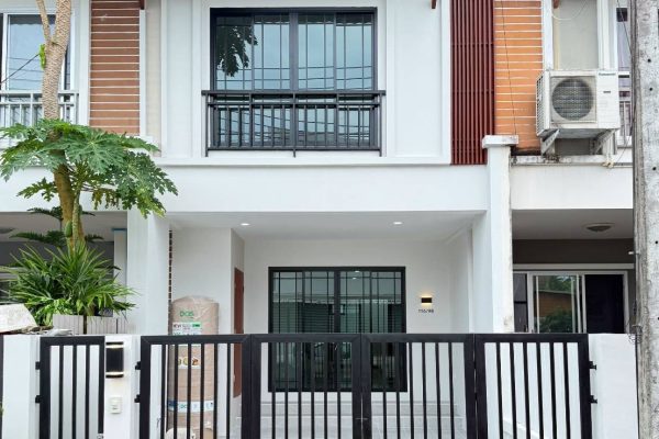 หมู่บ้านสบายวิลเลจ (โซนกะทู้) ทาวน์เฮ้าส์ 2 ชั้น 2 ห้องนอน 2 ห้องน้ำ 1 ที่จอดรถ